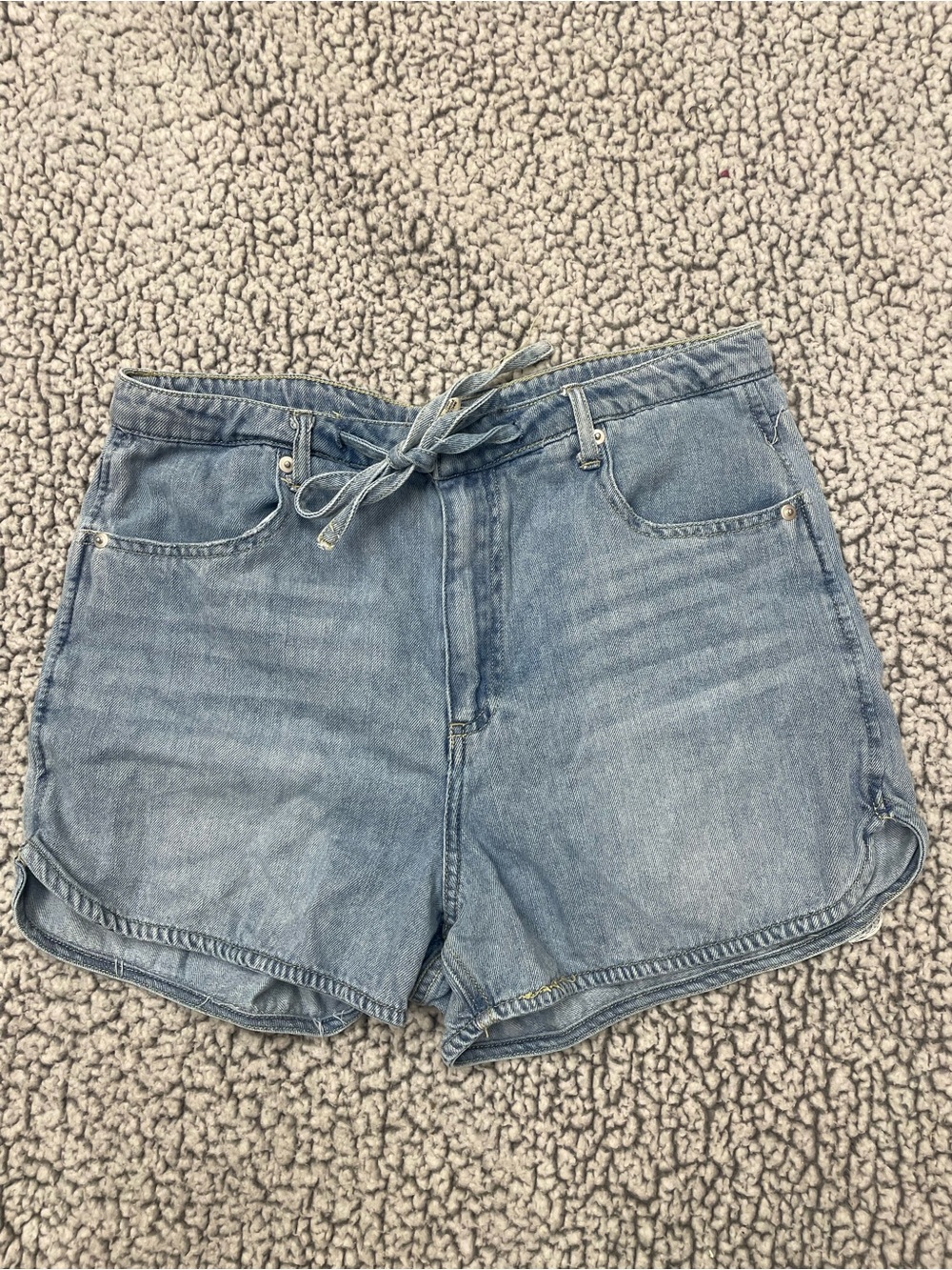 CURRENT/ELLIOTT Denim Shorts Women’s Size 8 Light Wash Paperbag Tie Waist Casual